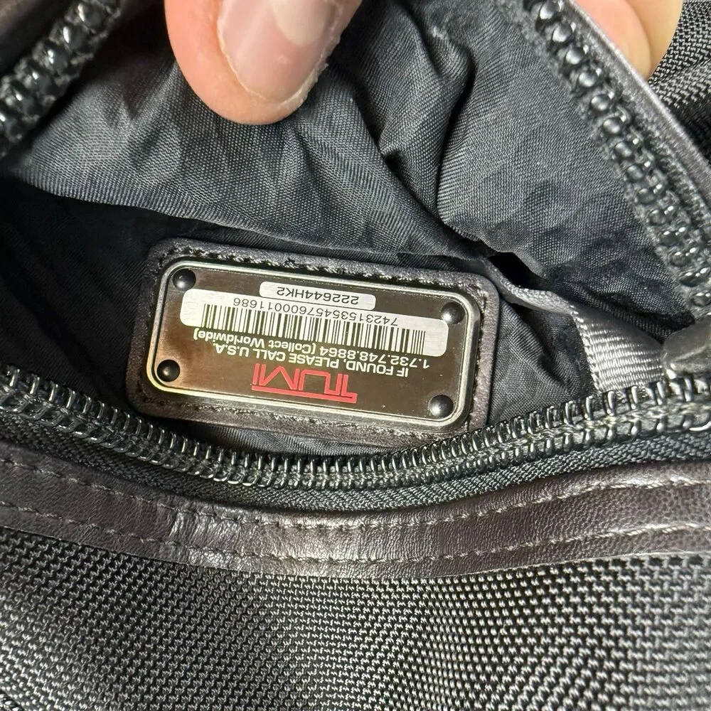 Tumi alpha bravo
